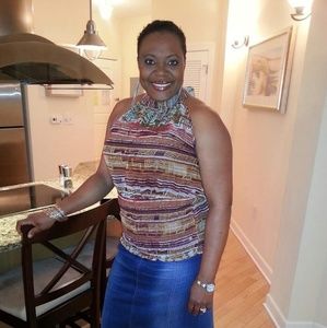 Meet your Posher, Vivian